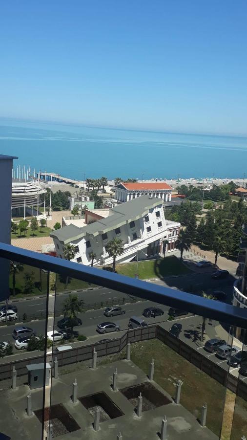 Apartment On Sherif Khimshiashvili Street 15B Batumi Exteriör bild