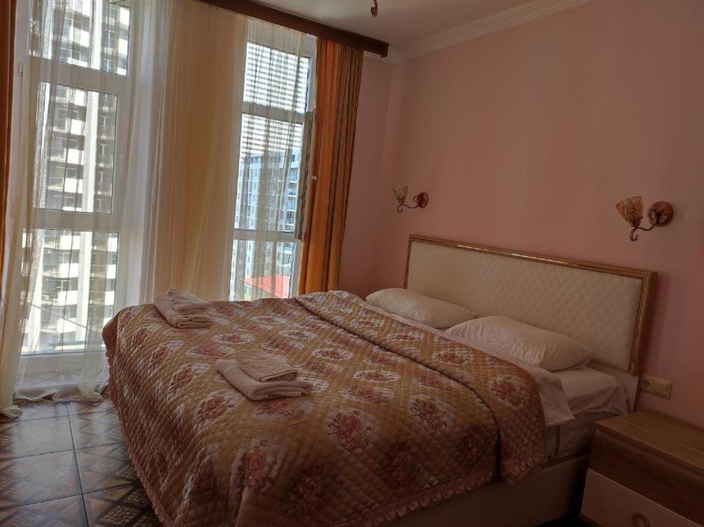 Apartment On Sherif Khimshiashvili Street 15B Batumi Exteriör bild