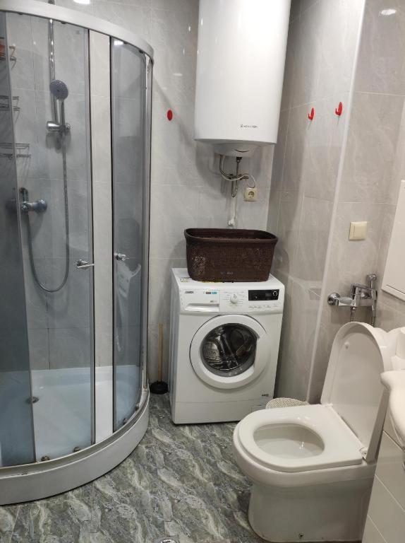 Apartment On Sherif Khimshiashvili Street 15B Batumi Exteriör bild