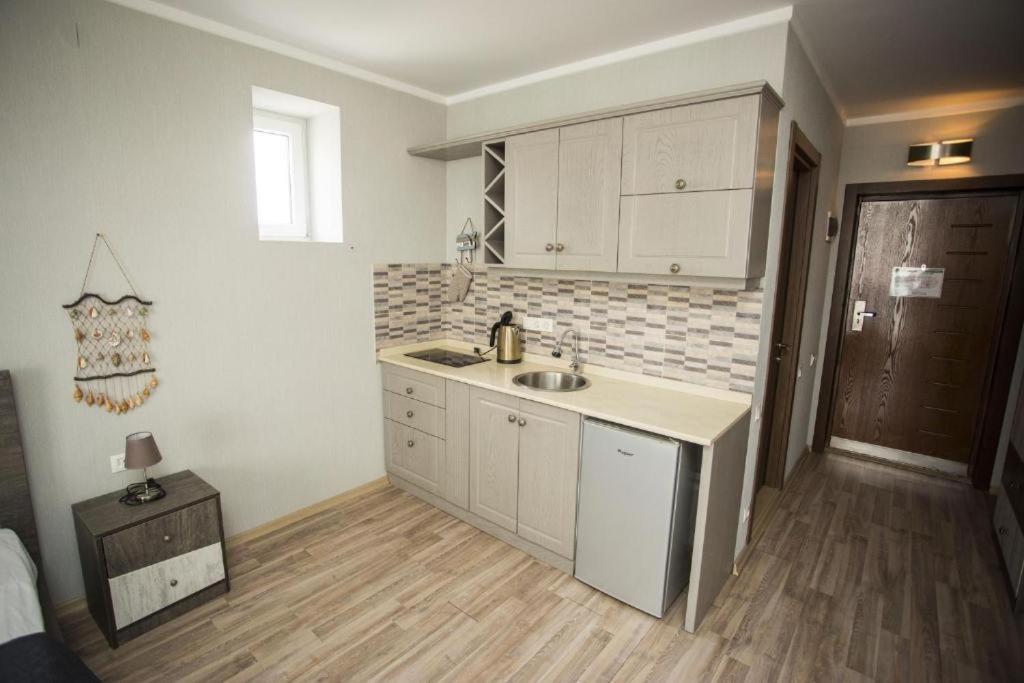 Apartment On Sherif Khimshiashvili Street 15B Batumi Exteriör bild