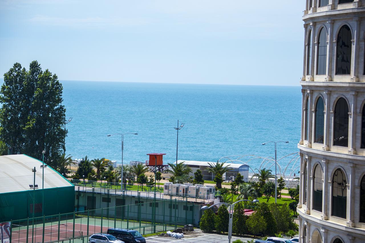 Apartment On Sherif Khimshiashvili Street 15B Batumi Exteriör bild